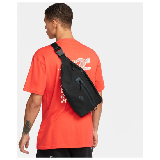 Nike Τσαντάκι μέσης Elemental Premium Nike Τσαντάκι μέσης Elemental Premium